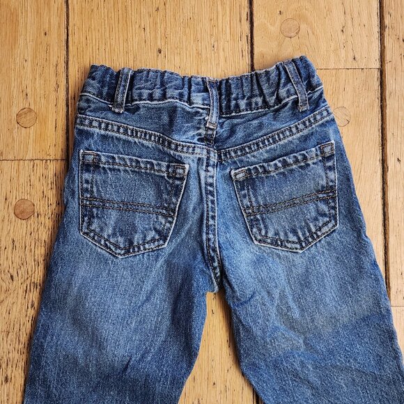 Children's Place Boys Light Wash Straight Leg Jeans Size 4 - Picture 9 of 11
